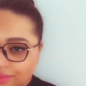 Meet your Posher, Destiny